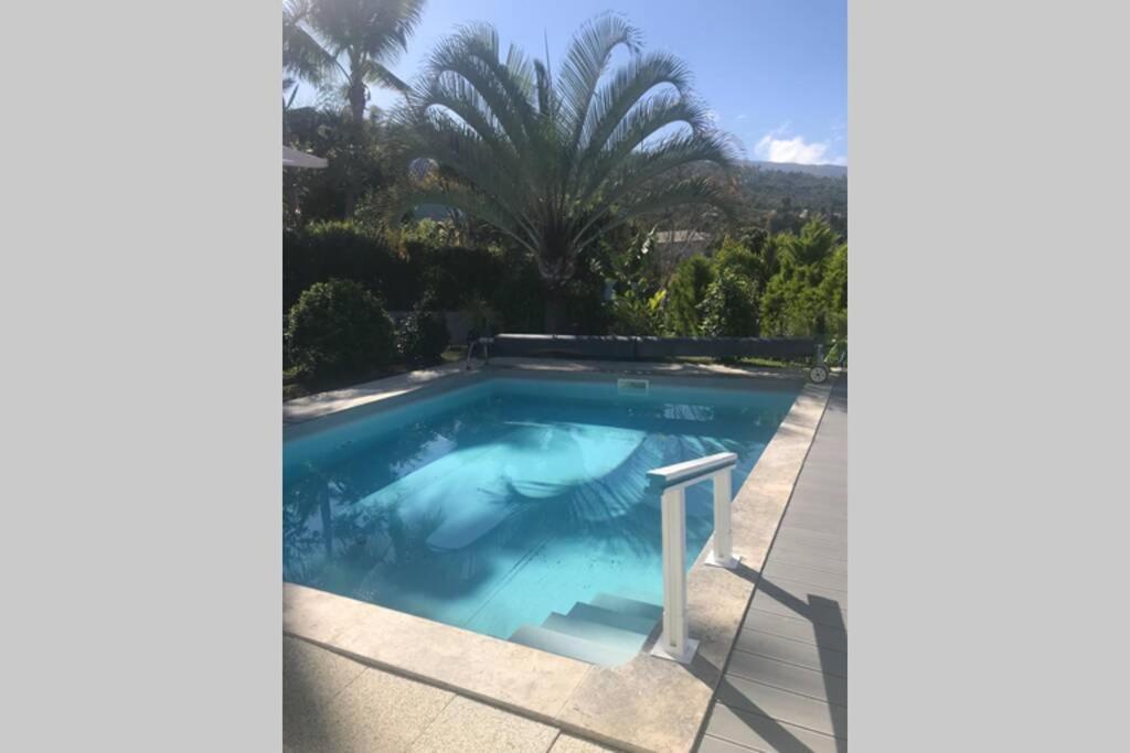 St Leu -Villa D'Artiste, Superbe Vue Mer, Piscine Chauffee แซ็งต์-เลอ ภายนอก รูปภาพ
