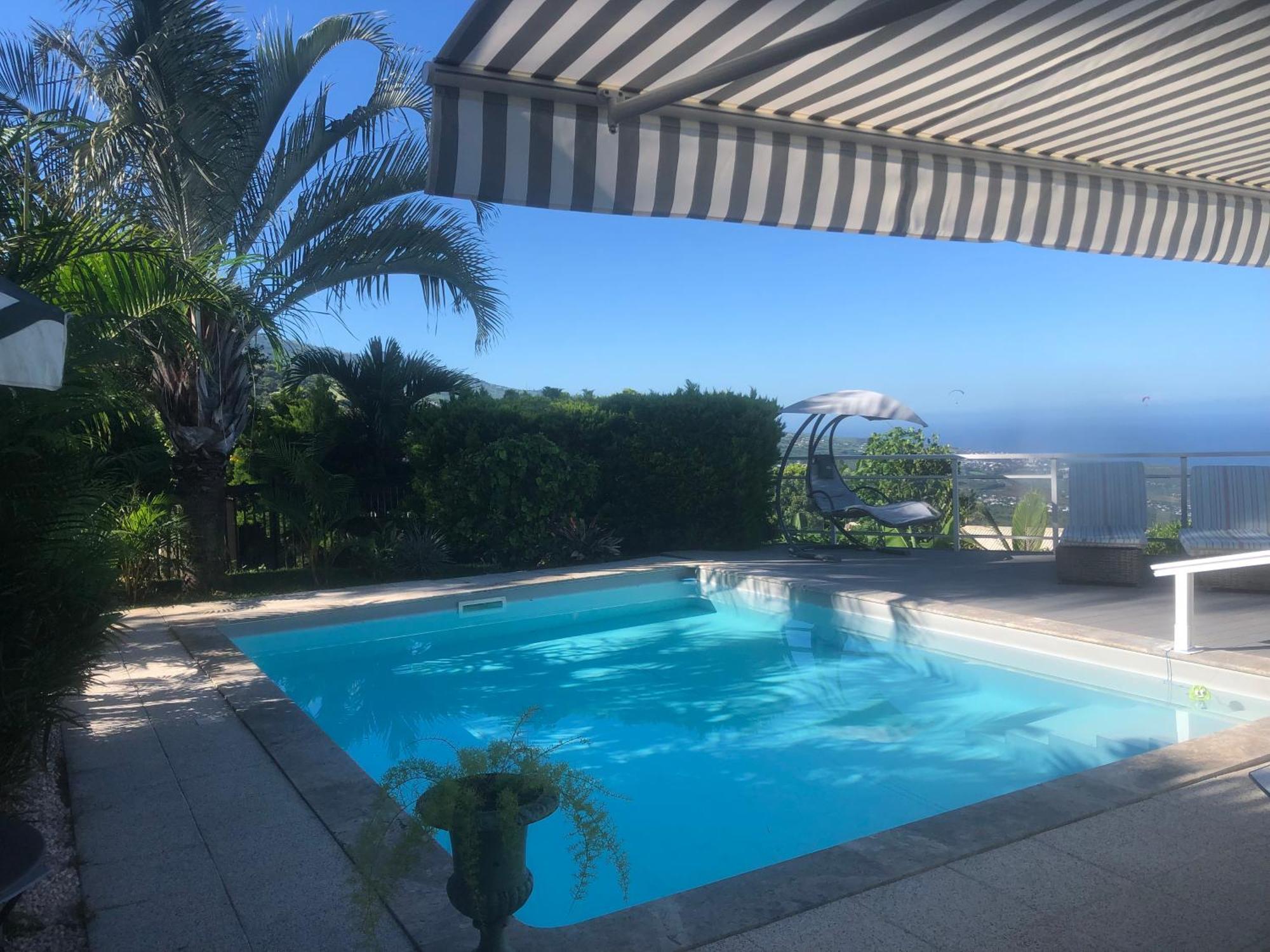 St Leu -Villa D'Artiste, Superbe Vue Mer, Piscine Chauffee แซ็งต์-เลอ ภายนอก รูปภาพ